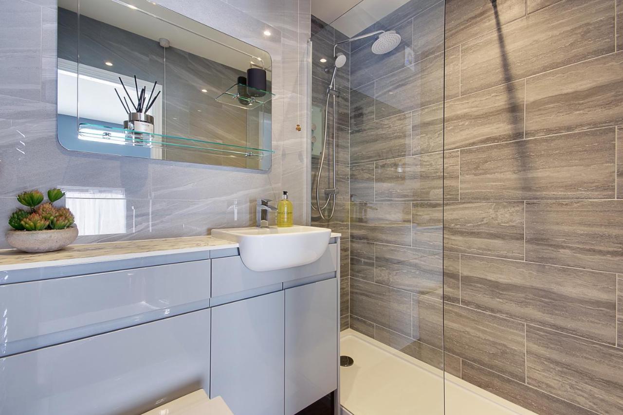 14 Oxford Mews - 5 Star Living For Up To 10 People Villa Southampton Exterior foto